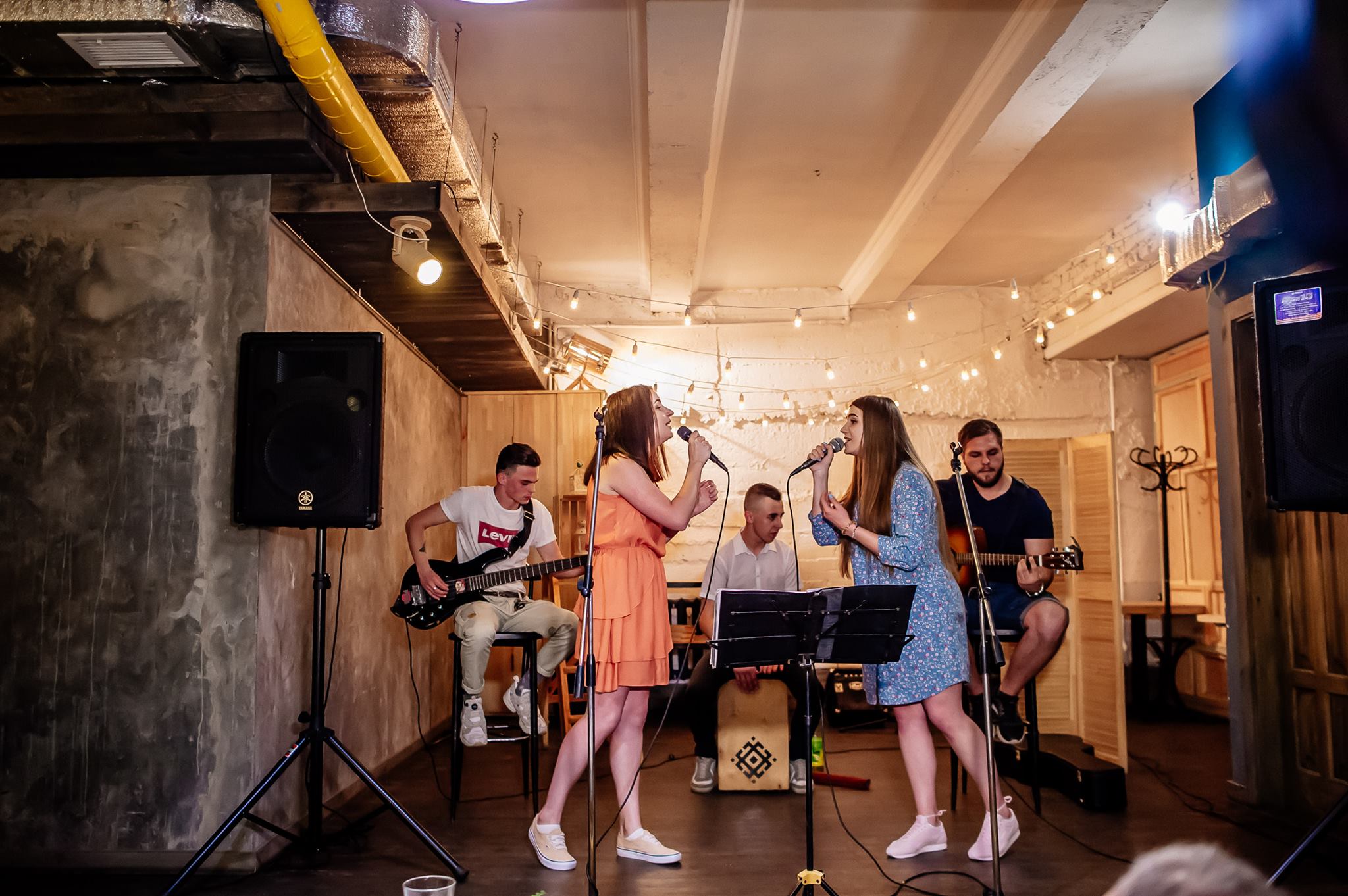 Акустичний кавер-бенд «Амігурумі»